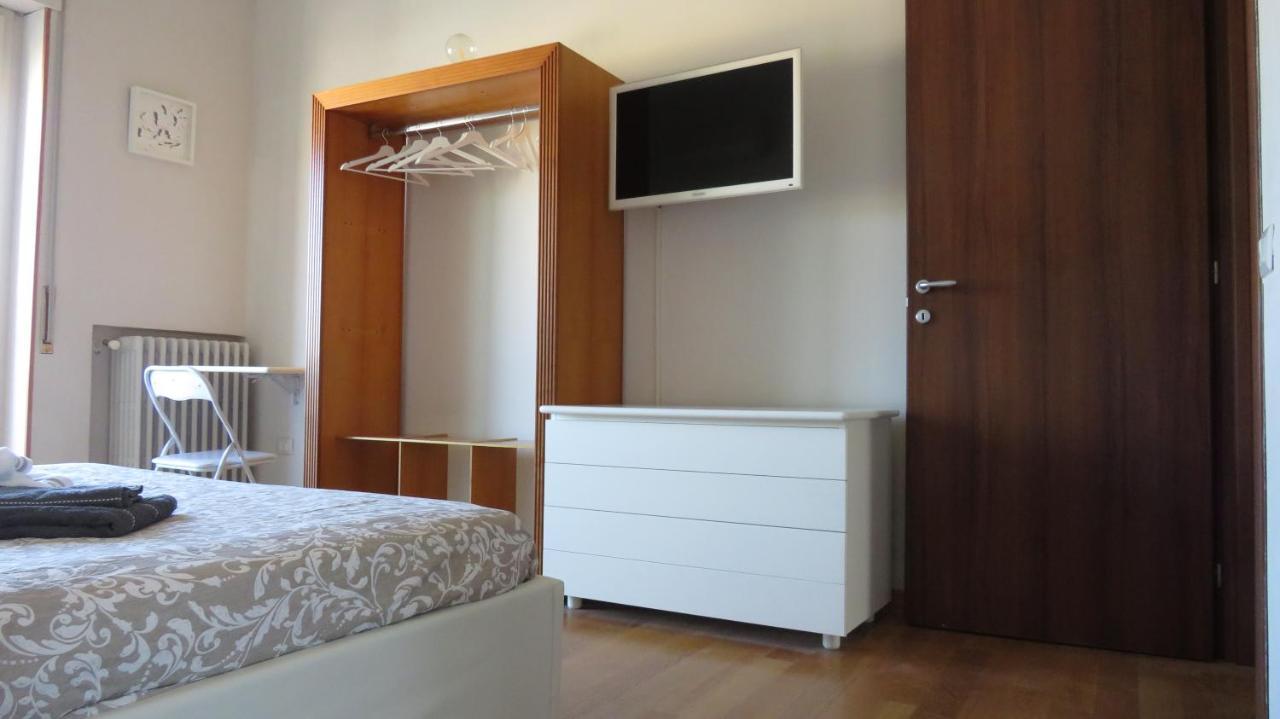 Luna Rossa Rooms カリアリ エクステリア 写真