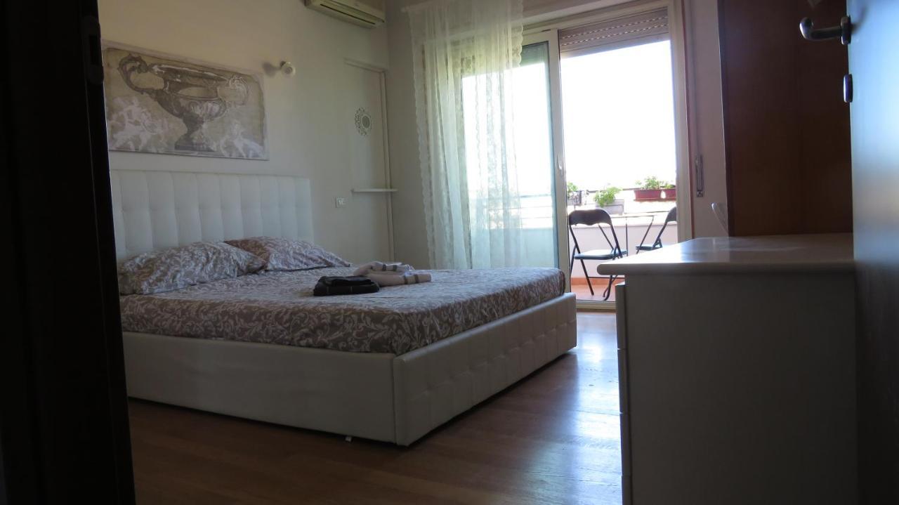 Luna Rossa Rooms カリアリ エクステリア 写真